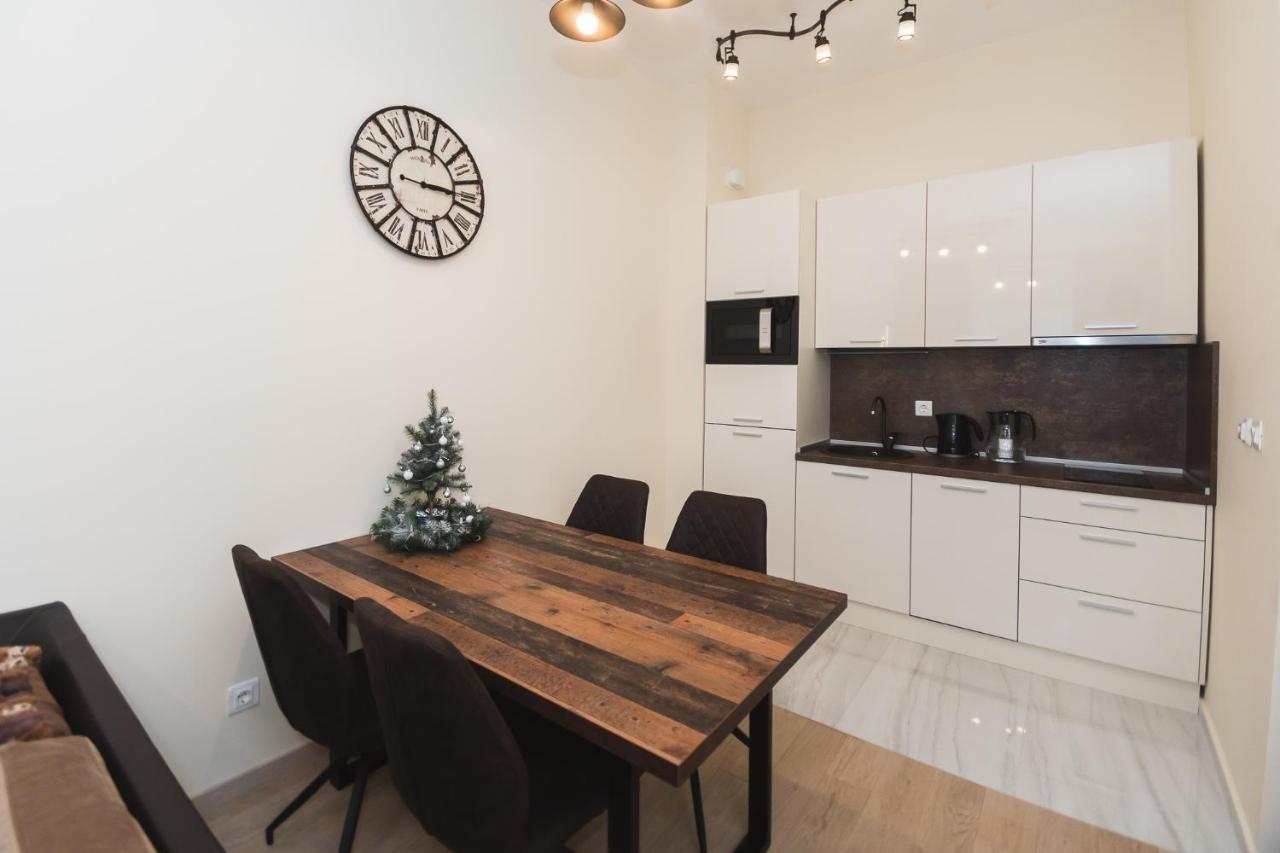 Montesun Boka Apartments Budva Buitenkant foto
